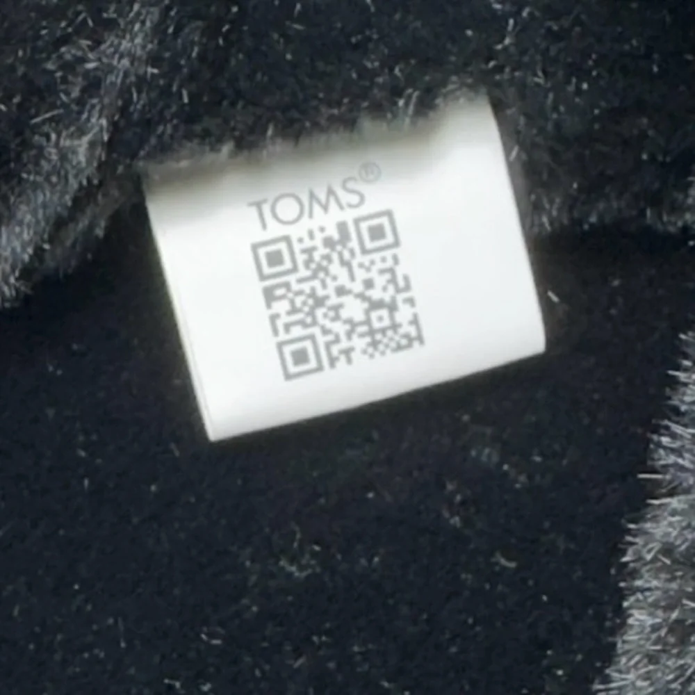 Toms Alpargata Mallow Mule Fluff Slippers Black Faux Fur Women's Size 10 NWOT - Picture 7 of 14